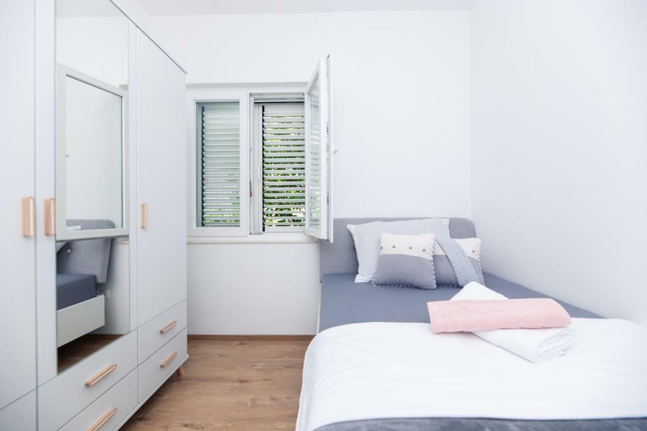 Luxury Apartment Angel Split Exteriör bild